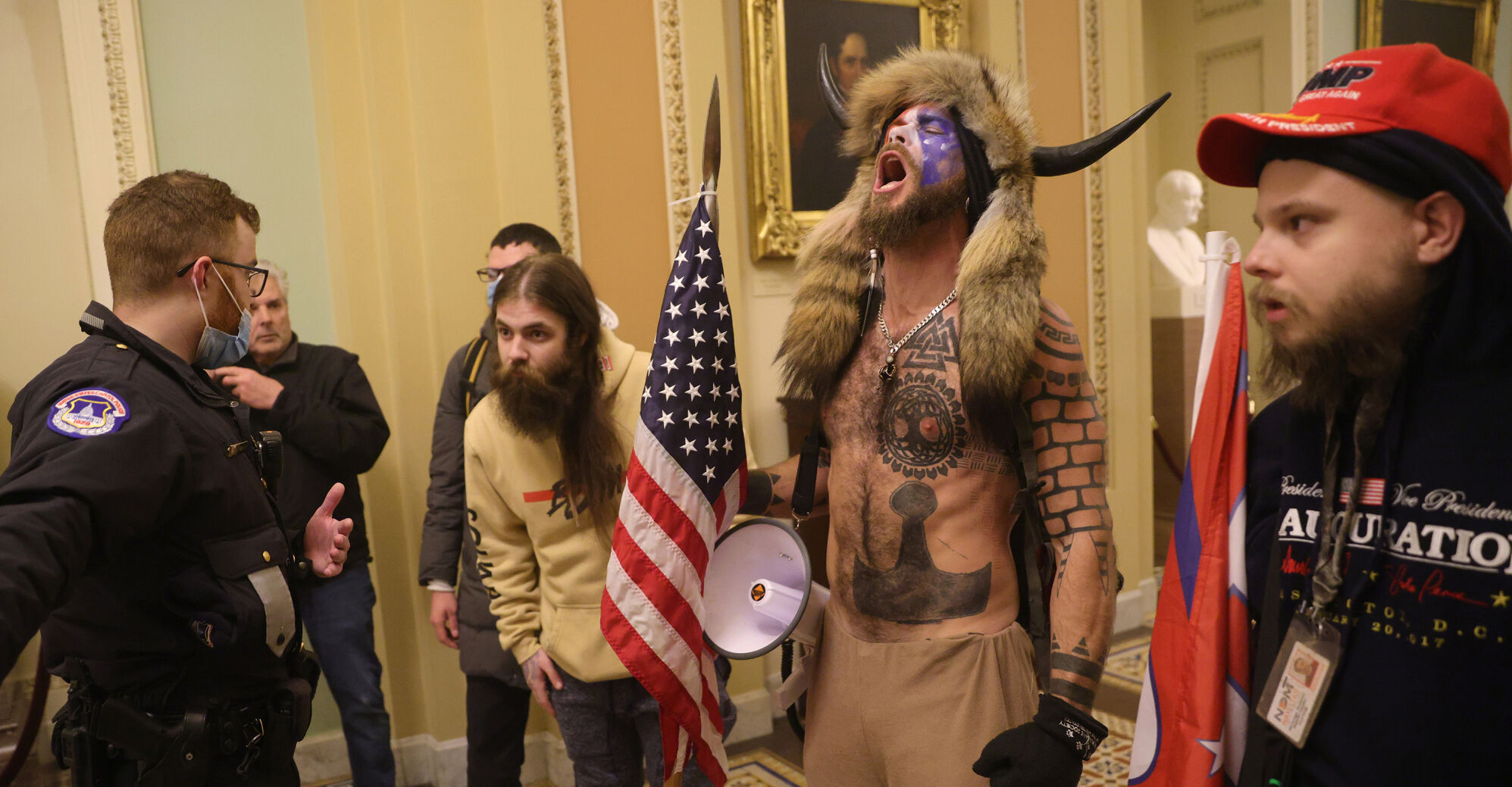 US-NEWS-CONGRESS-ELECTION-CAPITOL-SHAMAN-GET